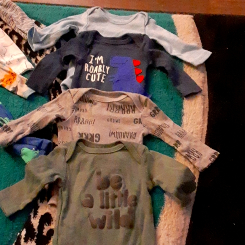 Newborn clothes for boys